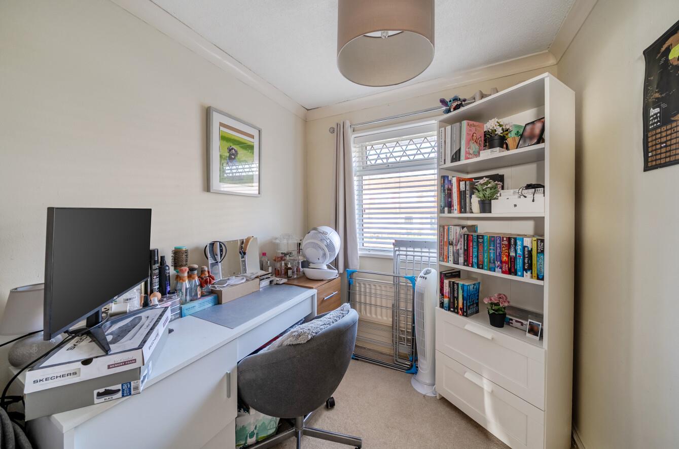 Clos Rhymni, Cwmrhydyceirw, Swansea, SA6 6RB